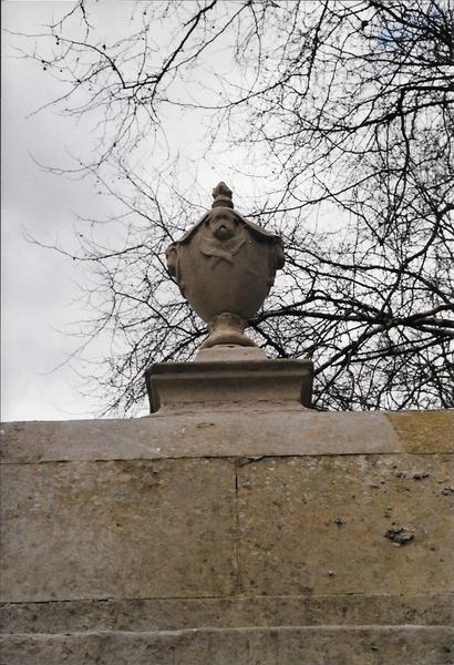 Fitzpatrick, finial