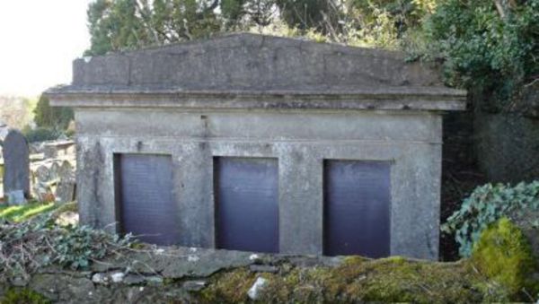 Lamothe Mausoleum