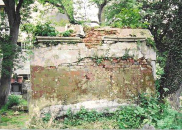 Lennon Mausoleum