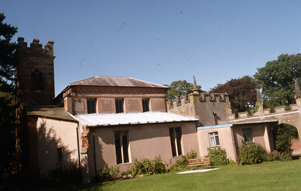 Barry Mausoleum