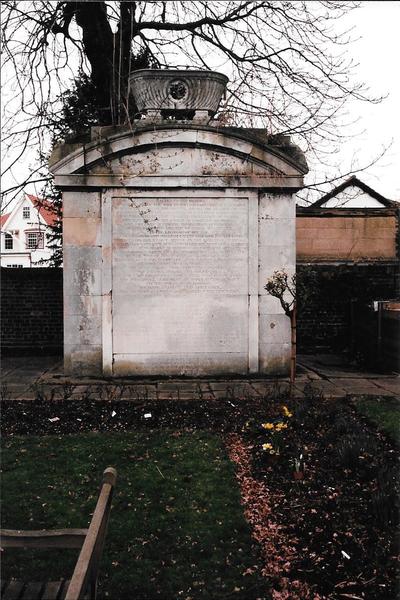 Raikes Mausoleum, Woodford